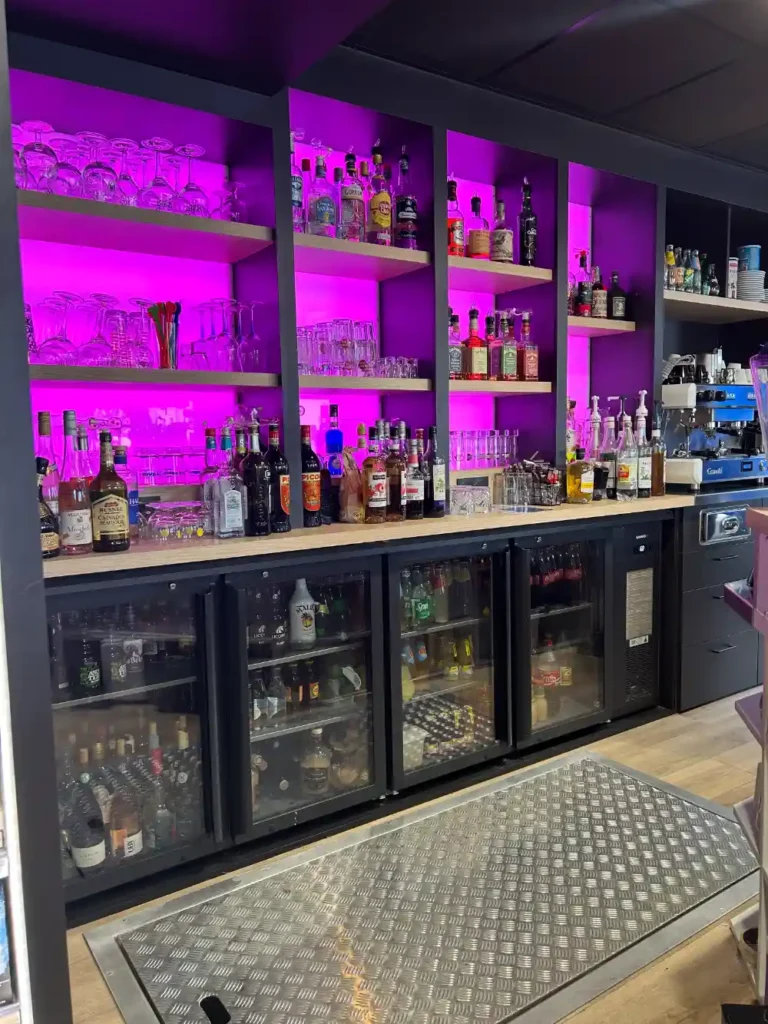 bar à Saint-Maixent-l’École